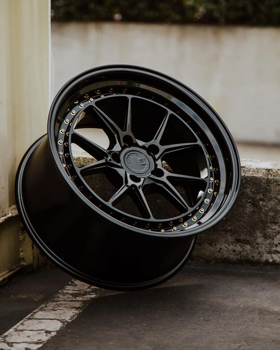 Aodhan DS08 Gloss Black
